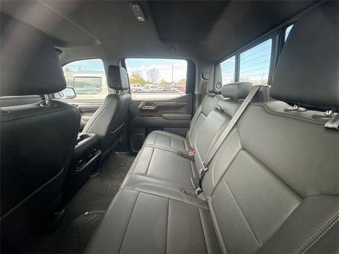 Used 2022 Chevrolet Silverado 1500 LT Trail Boss w/ LT Trail Boss Premium Package image 11