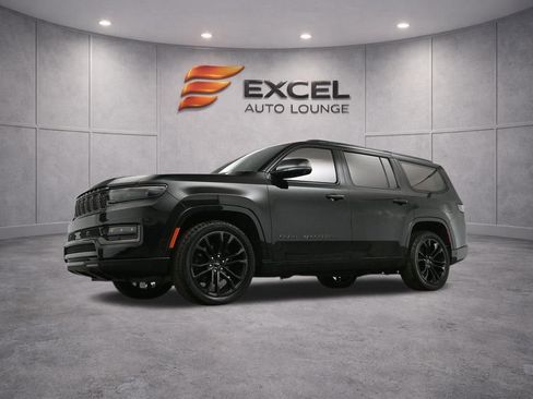 Used 2022 Jeep Grand Wagoneer Series II AWD/4WD image 51