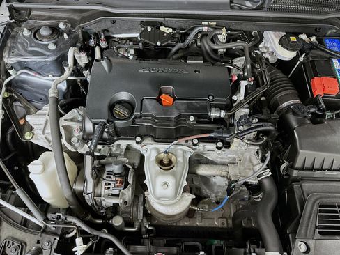 Used 2023 Honda Civic Sport image 30