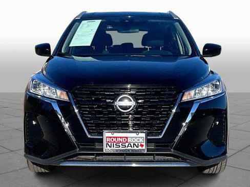 Certified 2024 Nissan Kicks SV image 3