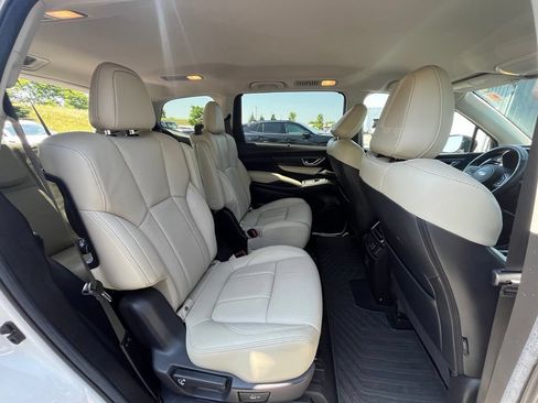 Used 2024 Subaru Ascent Limited AWD/4WD image 24