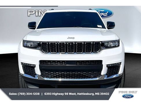Used 2025 Jeep Grand Cherokee L Limited w/ Luxury Tech Group II RWD image 3