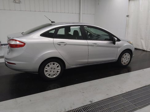 Used 2016 Ford Fiesta S FWD image 10