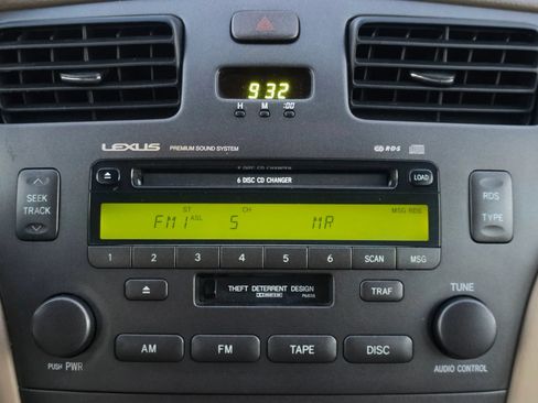 Used 2003 Lexus ES 330 FWD image 26