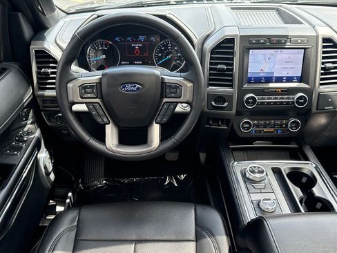 Used 2021 Ford Expedition XLT AWD/4WD image 19