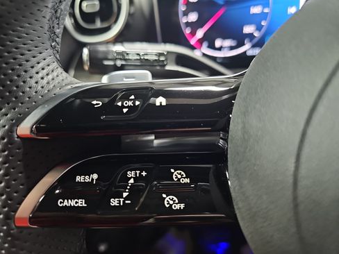 Used 2026 Mercedes-Benz GLC 300 image 19