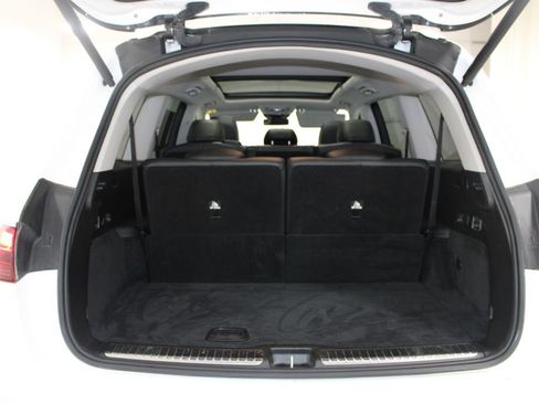 Used 2024 Mercedes-Benz GLS 450 4MATIC image 24