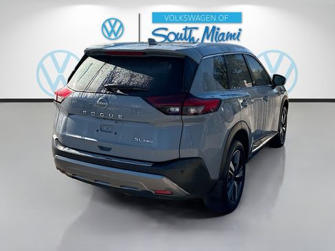 Used 2023 Nissan Rogue SL w/ SL Premium Package image 7