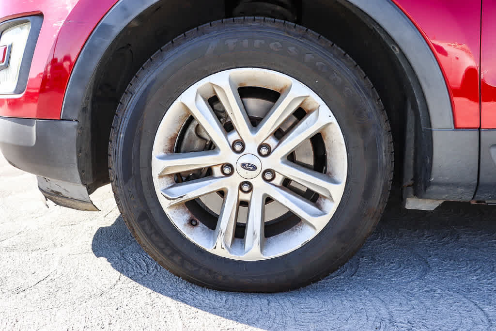 Used 2017 Ford Explorer XLT FWD image 11