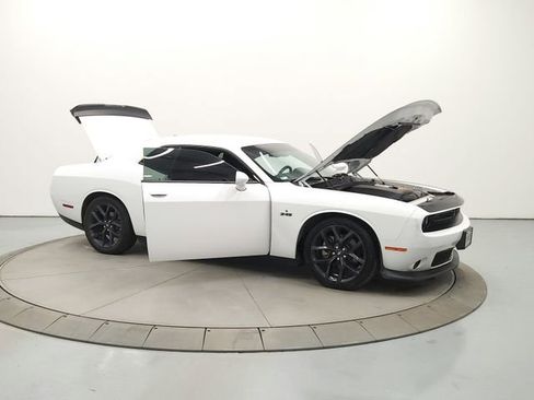Used 2023 Dodge Challenger R/T w/ Blacktop Package image 16