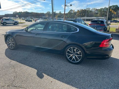 Used 2018 Volvo S90 T5 Momentum w/ Momentum Plus Package image 16