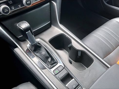 Used 2022 Honda Accord Sport Special Edition image 16