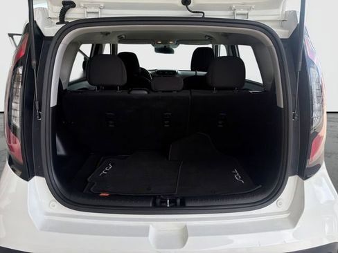 Used 2019 Kia Soul w/ Convenience Package FWD image 29