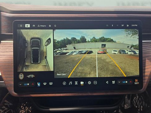Used 2024 Rivian R1S Adventure AWD/4WD image 19