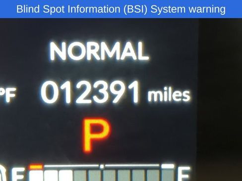 Used 2025 Honda HR-V EX-L image 12