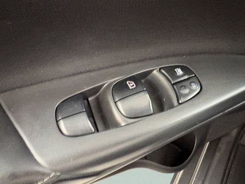 Used 2019 Nissan Sentra S FWD image 23