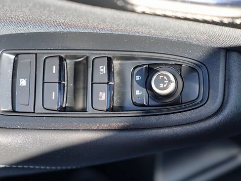 Used 2020 Subaru Outback Premium image 13