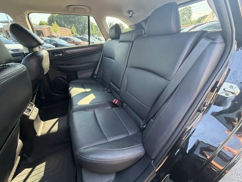 Used 2015 Subaru Outback 2.5i Limited AWD/4WD image 19