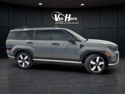 Used 2024 Hyundai Santa Fe Limited AWD/4WD image 8