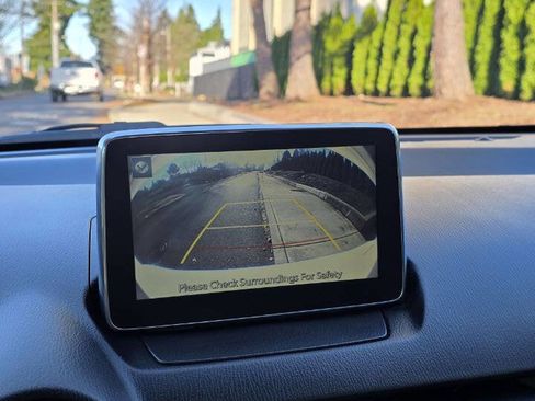 Used 2017 Toyota Yaris iA FWD image 13