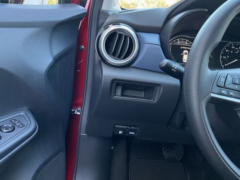 New 2025 Nissan Versa SV w/ Trunk Package image 22