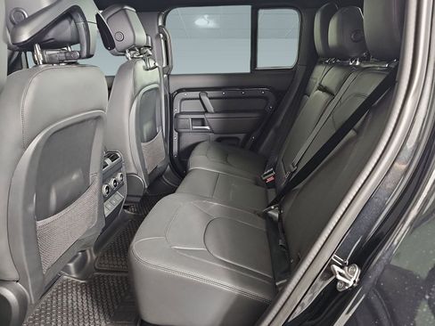 Used 2025 Land Rover Defender 110 S AWD/4WD image 12