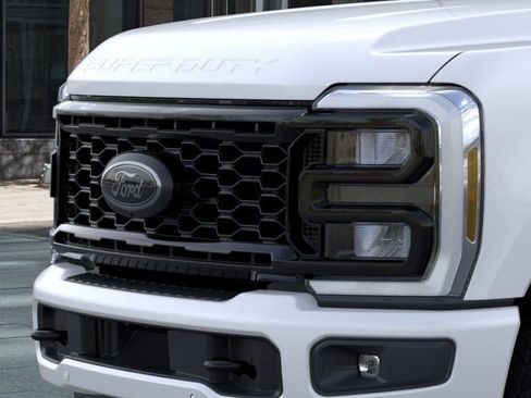 New 2026 Ford F350 Lariat w/ Black Appearance Package AWD/4WD image 17