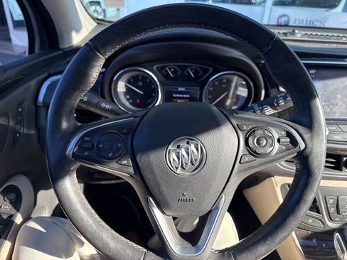 Used 2020 Buick Envision Essence image 6