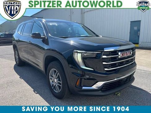 Used 2025 GMC Acadia Elevation AWD/4WD image 1
