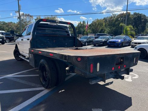 Used 2018 RAM 3500 Tradesman w/ Chrome Appearance Group image 2