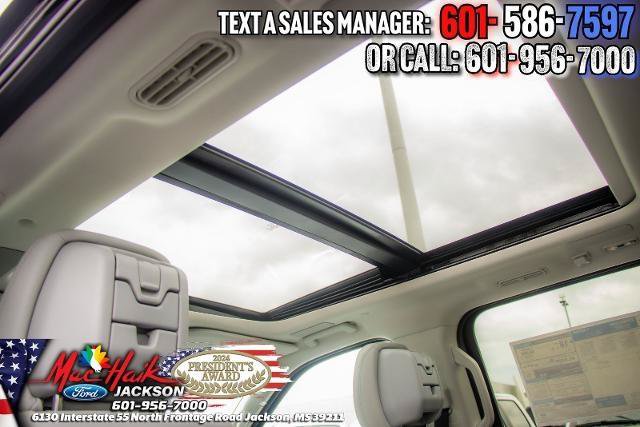 Used 2026 Ford Expedition Platinum w/ Platinum Ultimate Package AWD/4WD image 40