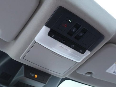 Certified 2025 Nissan Rogue SL w/ Tech Package AWD/4WD image 19
