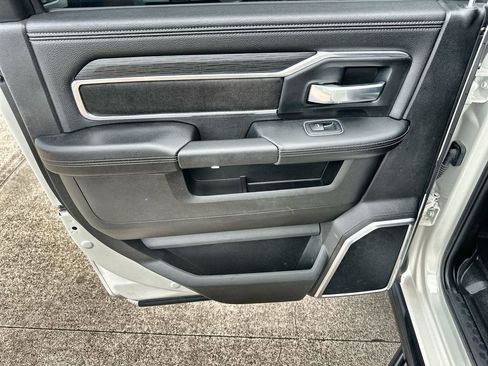Used 2024 RAM 2500 Laramie w/ Night Edition image 15