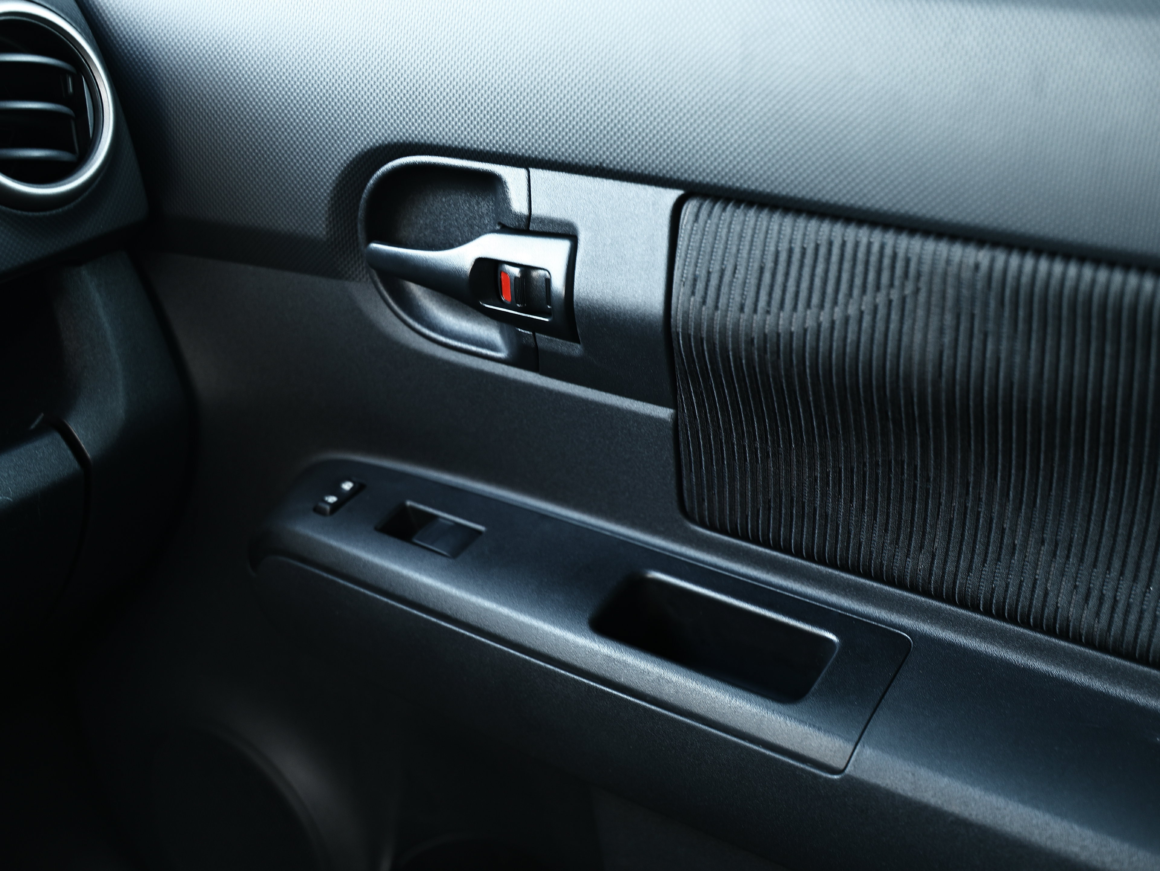 Used 2013 Scion xB FWD image 39