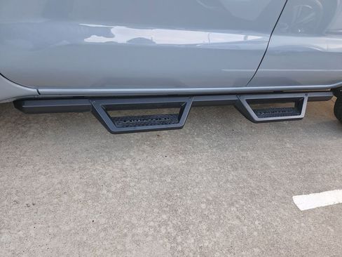 Certified 2024 Nissan Frontier Pro-X image 32