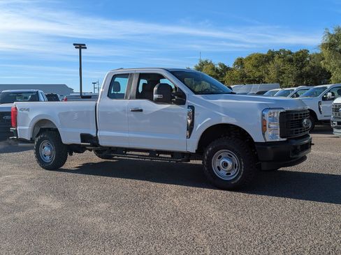 New 2026 Ford F250 XL w/ XL Off-Road Package AWD/4WD image 38