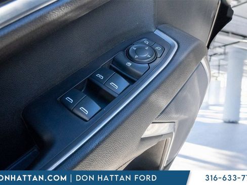 Used 2022 GMC Sierra 1500 Elevation w/ LPO, Elevation Black Package image 14