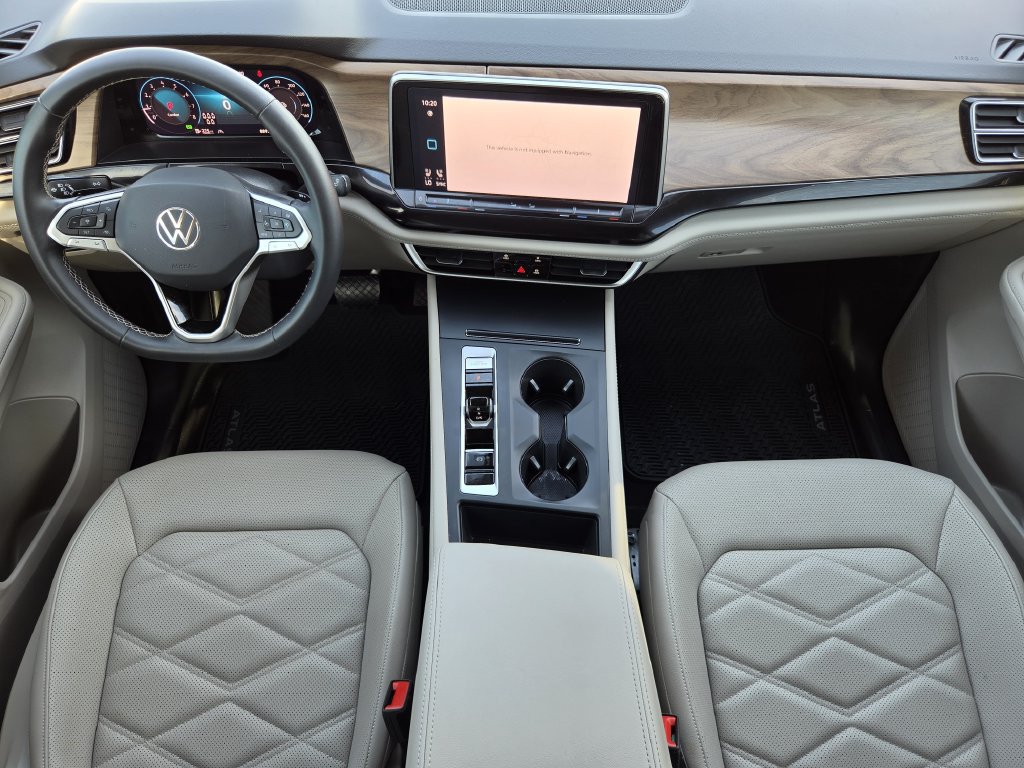 Used 2026 Volkswagen Atlas SE FWD image 21