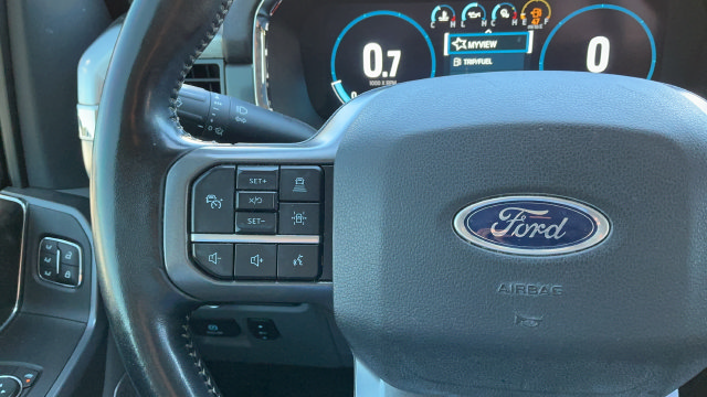 Used 2021 Ford F150 Lariat w/ Max Trailer Tow Package RWD image 13