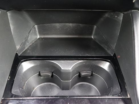 Used 2024 MAZDA MAZDA3 s image 33