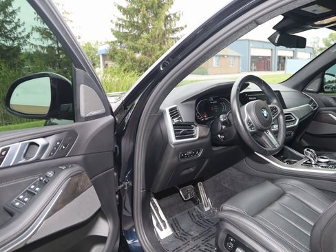 Used 2021 BMW X5 M50i image 75