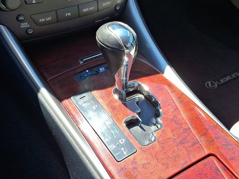 Used 2007 Lexus IS 350 image 17