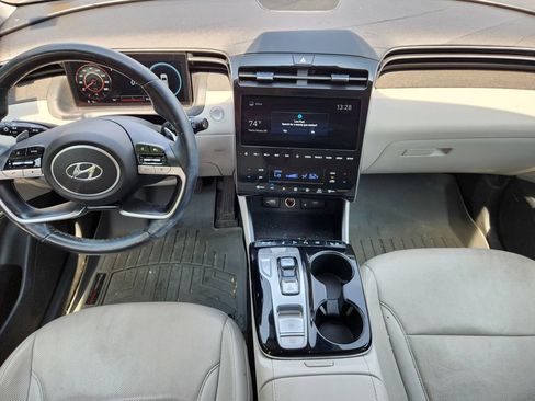 Used 2022 Hyundai Tucson Limited AWD/4WD image 16