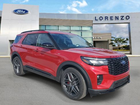 New 2026 Ford Explorer ST-Line w/ ST-Line Street Pack image 3