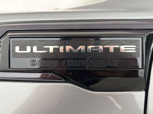 Used 2025 GMC Sierra 2500 Denali Ultimate w/ Snow Plow Prep/Camper Package AWD/4WD image 31