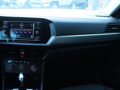 Used 2019 Volkswagen Jetta S w/ Driver Assistance Package image 41