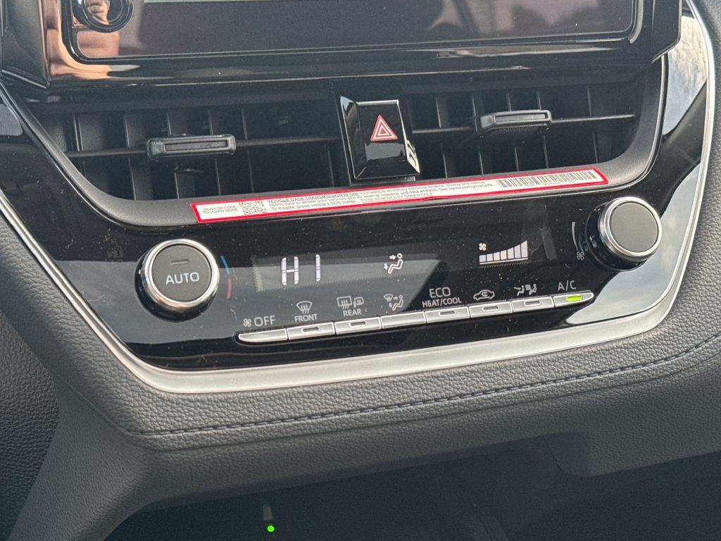 New 2026 Toyota Corolla Cross LE AWD/4WD image 24