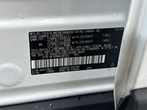 Used 2024 Toyota RAV4 LE image 33