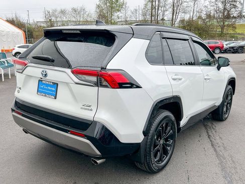 Used 2023 Toyota RAV4 XSE w/ XSE Grade Weather Package AWD/4WD image 14