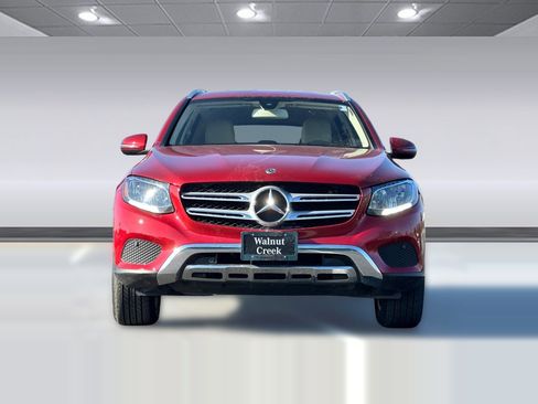 Used 2018 Mercedes-Benz GLC 300 4MATIC image 5